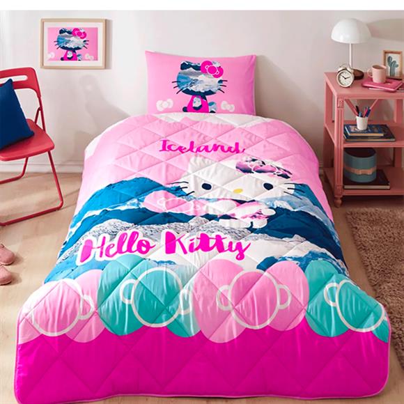 Taç Lis.brf Yorgan Set Hello Kıt.ıceland